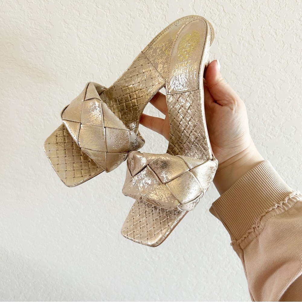 New Vince Camuto Brelanie Gold Metallic Woven Heels - Picture 3 of 8